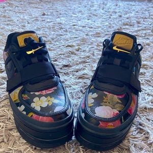 Nike women 9 vandal 2k LX floral platform sneakers